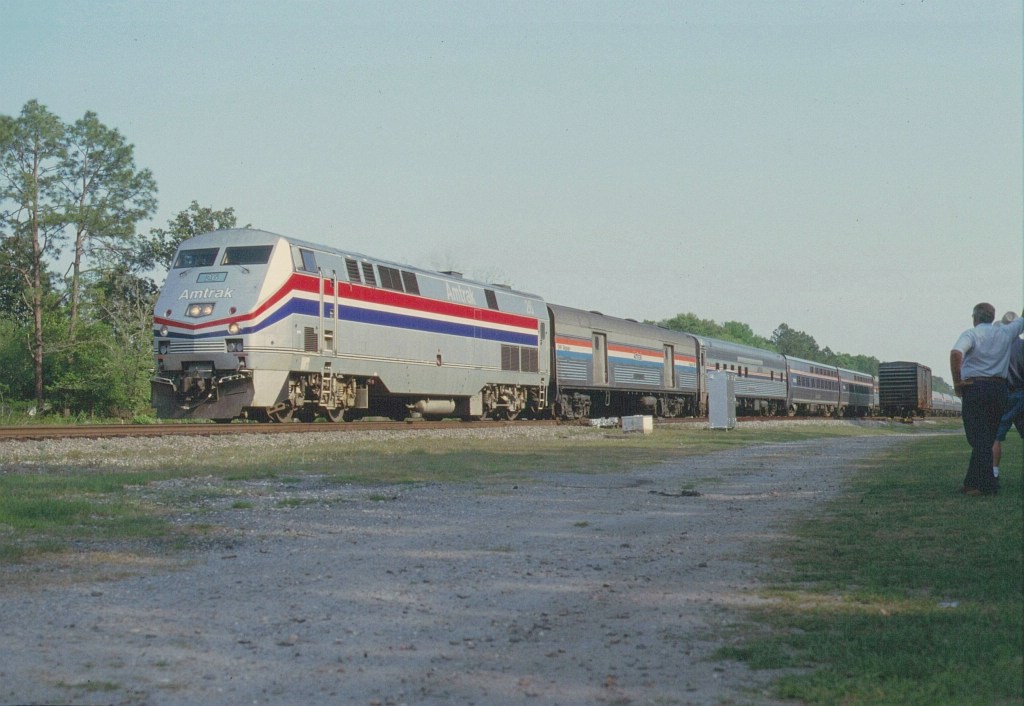 AMTK 26 leads NB Silver Meteor